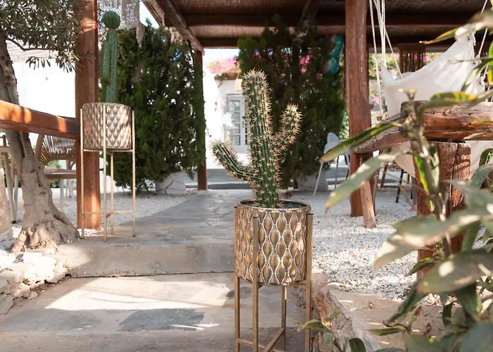 Sunrock - Begonia Aparthotel Naxos City