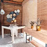 Sunrock - Begonia Lejlighedshotel