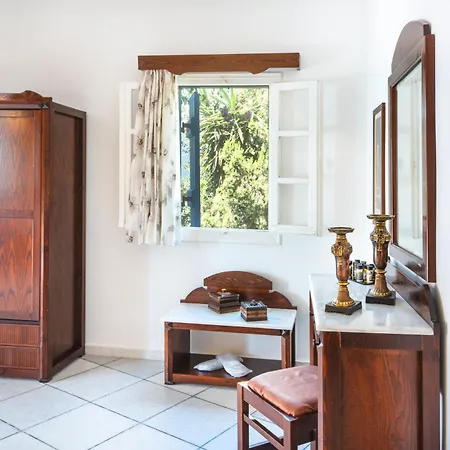 מלון דירות Sunrock - Begonia 3*