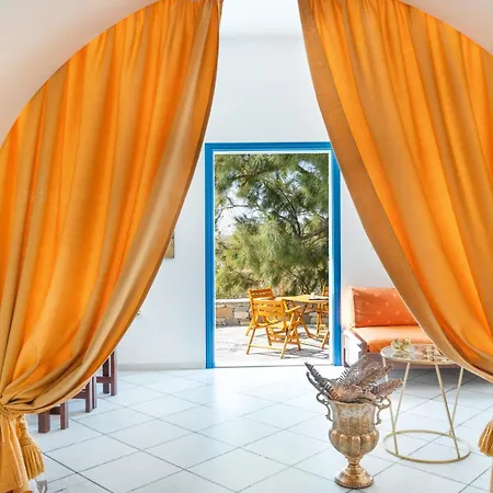 Sunrock - Begonia Apart-hotel Naxos City